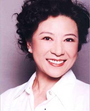 王严化个人资料简介,才华横溢的青年才俊，揭秘其非凡人生轨迹